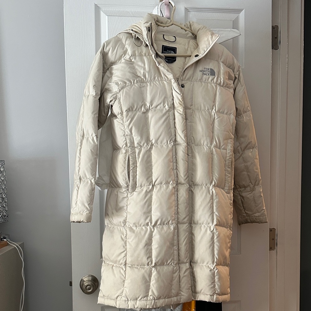 The North Face Women's Off-White Puffer Jacket